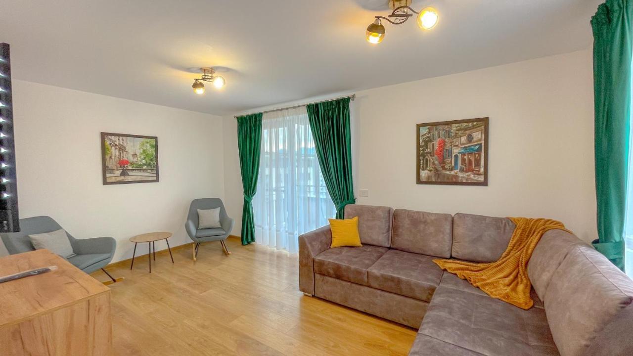 Dreamview Apartment With Private Parking Brasov Ngoại thất bức ảnh