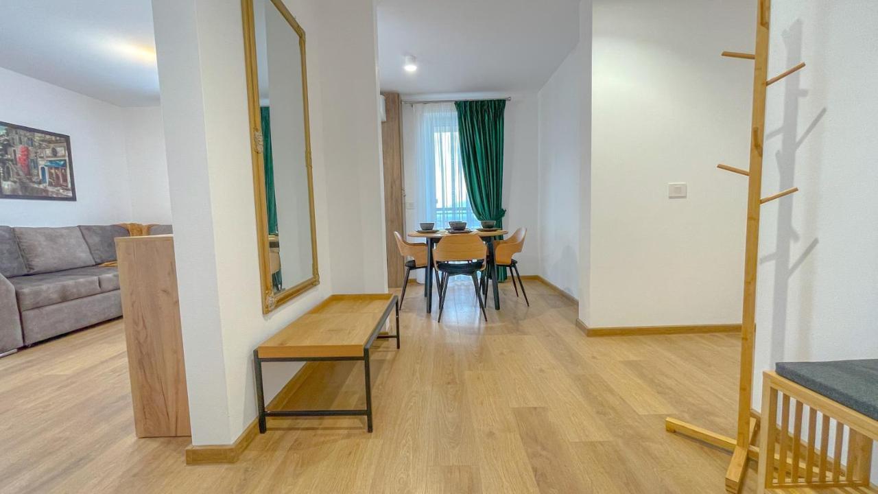 Dreamview Apartment With Private Parking Brasov Ngoại thất bức ảnh