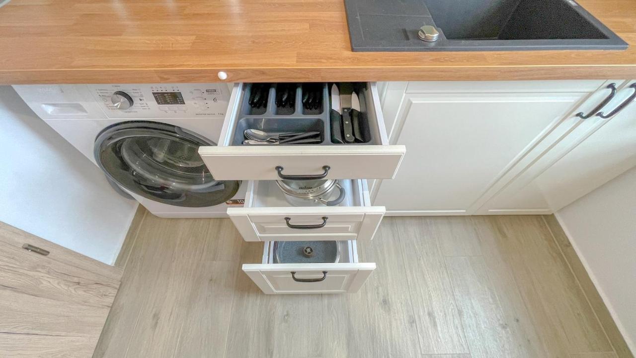 Dreamview Apartment With Private Parking Brasov Ngoại thất bức ảnh