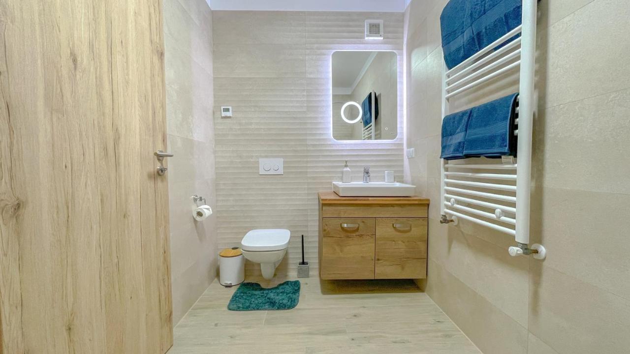 Dreamview Apartment With Private Parking Brasov Ngoại thất bức ảnh