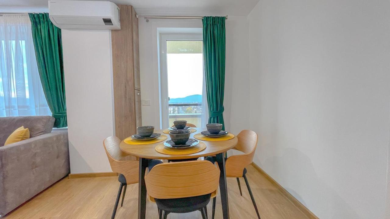Dreamview Apartment With Private Parking Brasov Ngoại thất bức ảnh